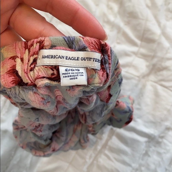 off the shoulder floral top - Picture 2 of 3